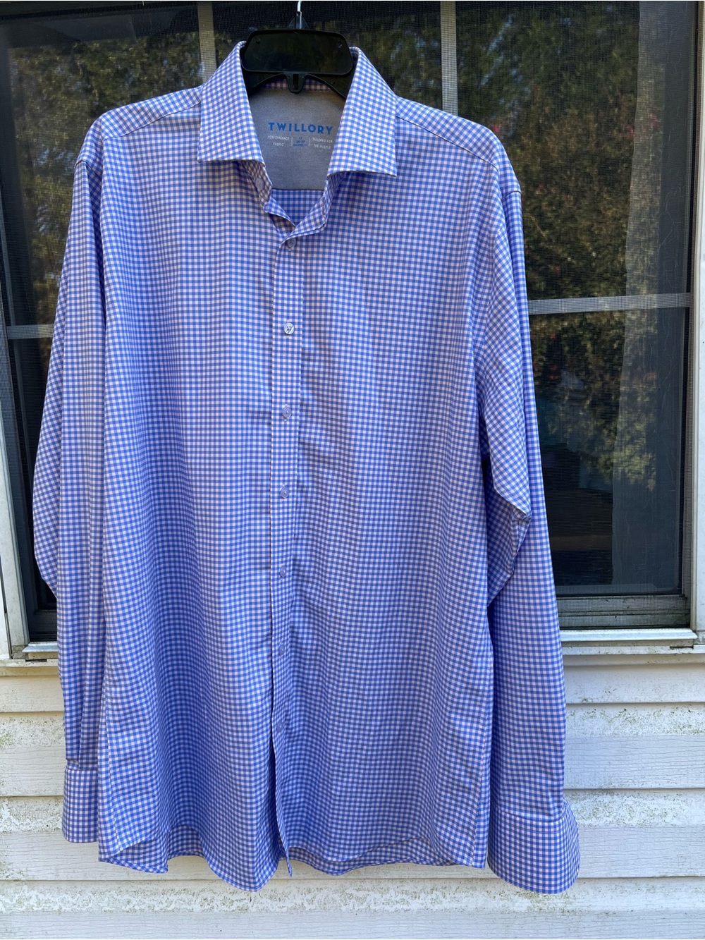Twillory Men's Light Blue Gingham Button-Down Shirt